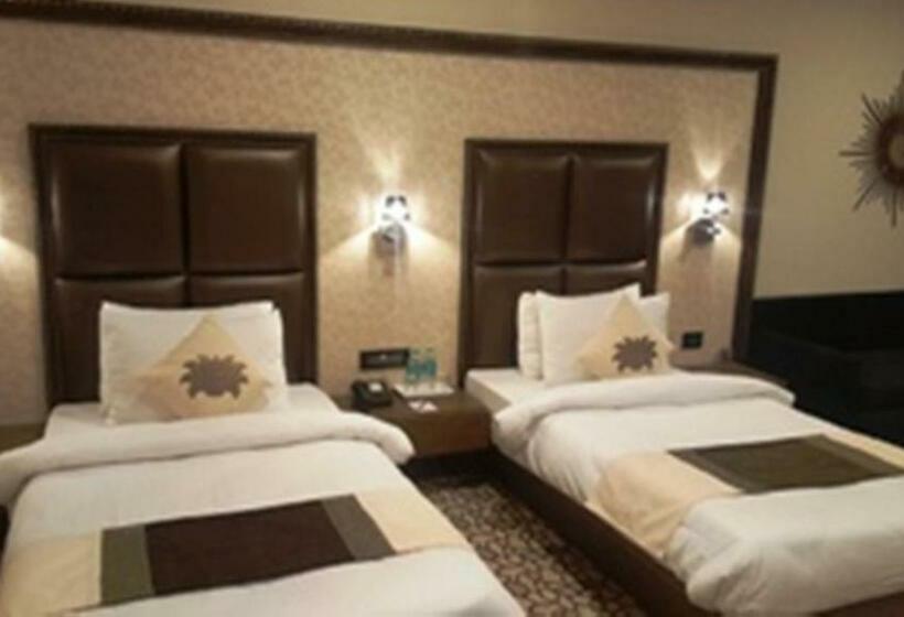 Номер Deluxe, Anjushree   Ujjain