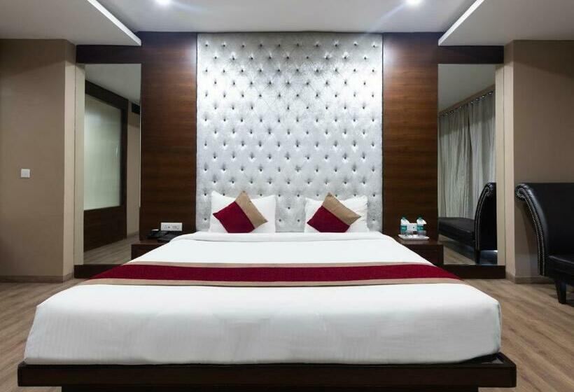 Номер Deluxe, Anjushree   Ujjain