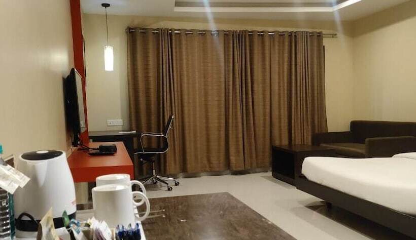 Номер Deluxe, Anjushree   Ujjain