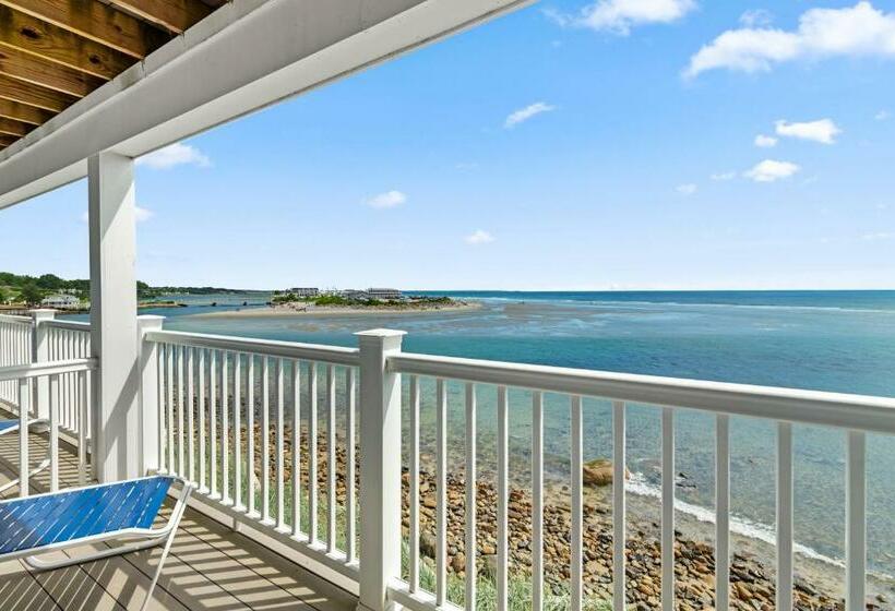 Номер Deluxe Вид на Море с Балконом, The Sparhawk Oceanfront Resort