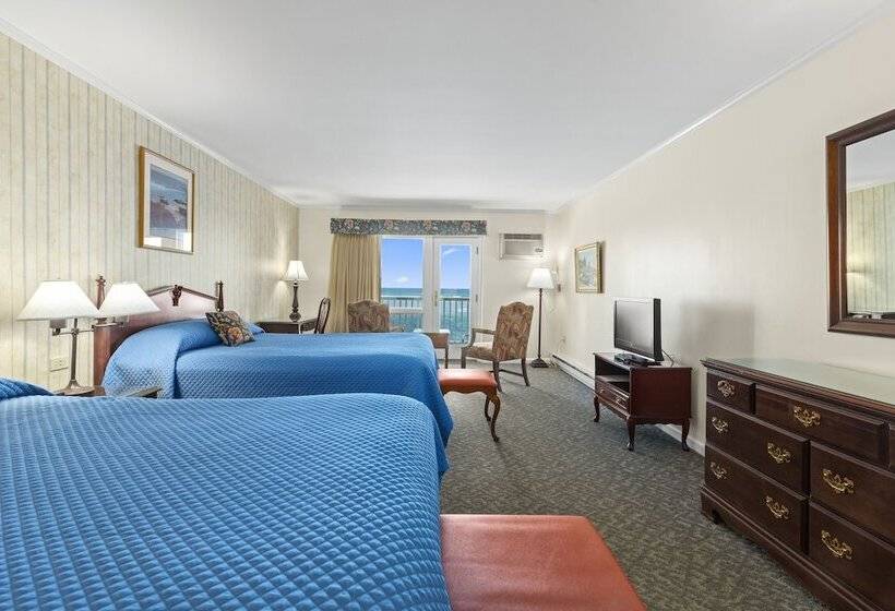 חדר סטנדרט לארבעה, The Sparhawk Oceanfront Resort