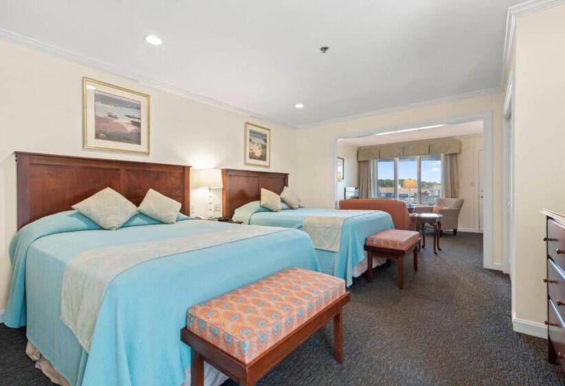 Четырехместный Номер Стандарт, The Sparhawk Oceanfront Resort