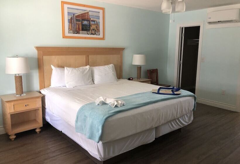 اتاق لوکس, Tropic Island Resort