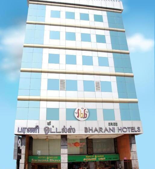Номер Superior, Sree Bharani Hotels