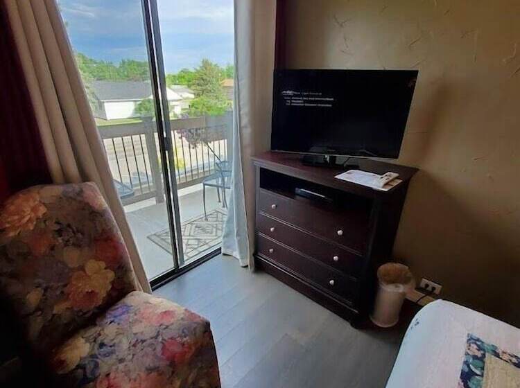 Стандартный Номер Кровать Кинг, Three Forks Lewis & Clark Motel