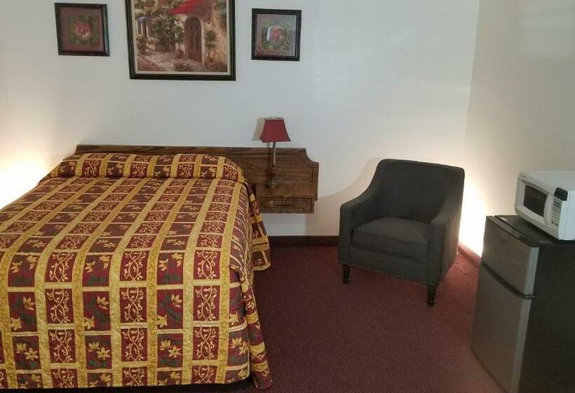 Номер Стандарт, Amber Inn Motel