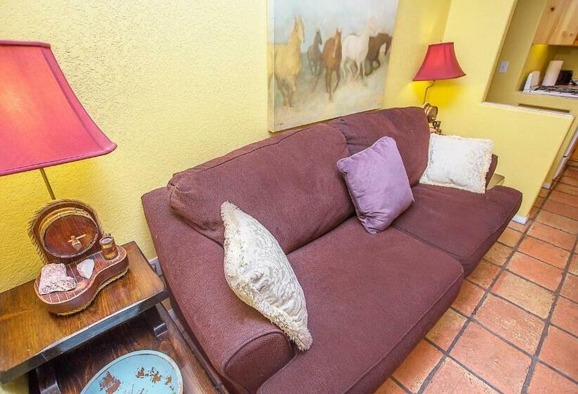 Люкс Вид на Бассейн, My Place Suites