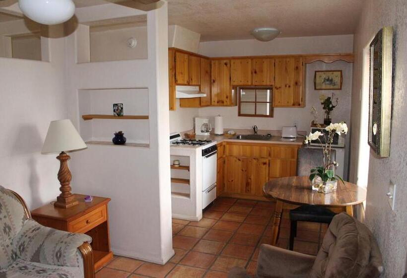 Люкс Вид на Бассейн, My Place Suites