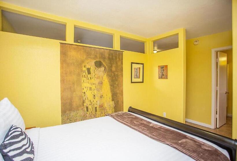 스탠다드 룸 킹사이즈 침대, My Place Suites