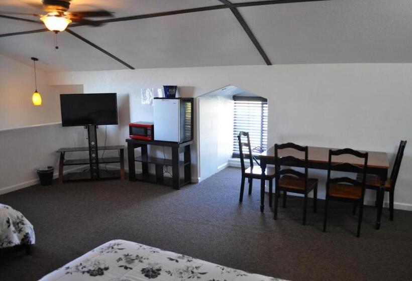 Семейный Номер, K7 Bed And Breakfast