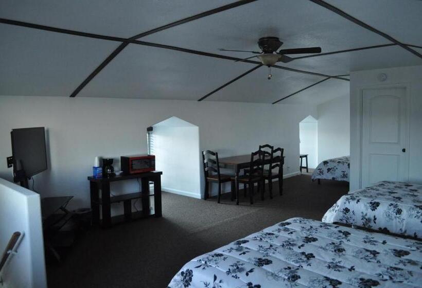 Семейный Номер, K7 Bed And Breakfast