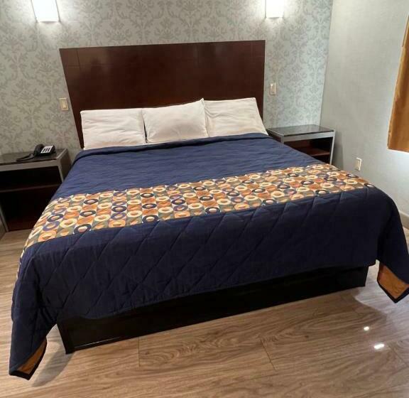 חדר סטנדרט עם מיטת קינג, Atlantic Motor Inn