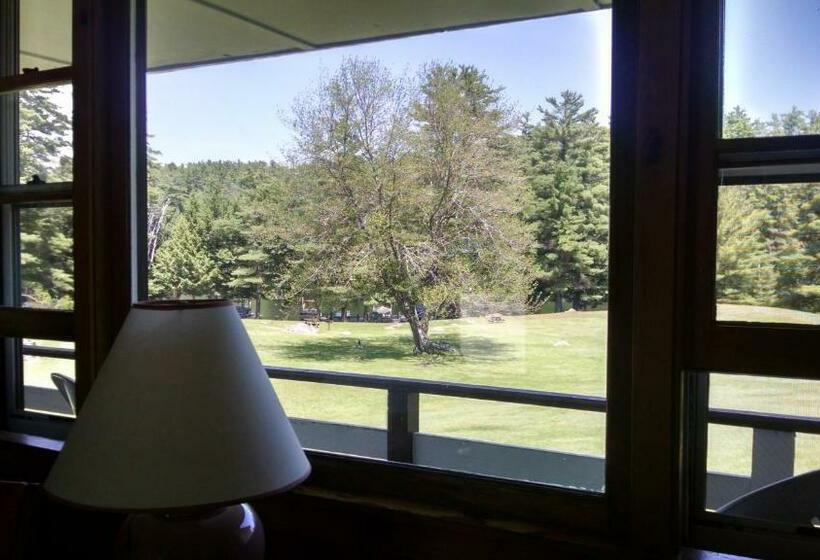Номер Стандарт, The Lodge At Loon Lake