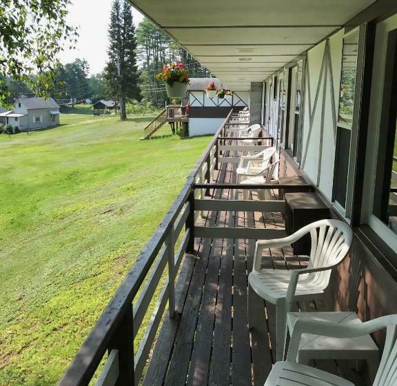 Номер Стандарт, The Lodge At Loon Lake