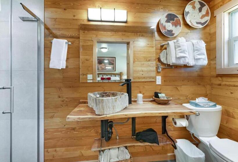Номер Deluxe, Stone Lizard Lodge
