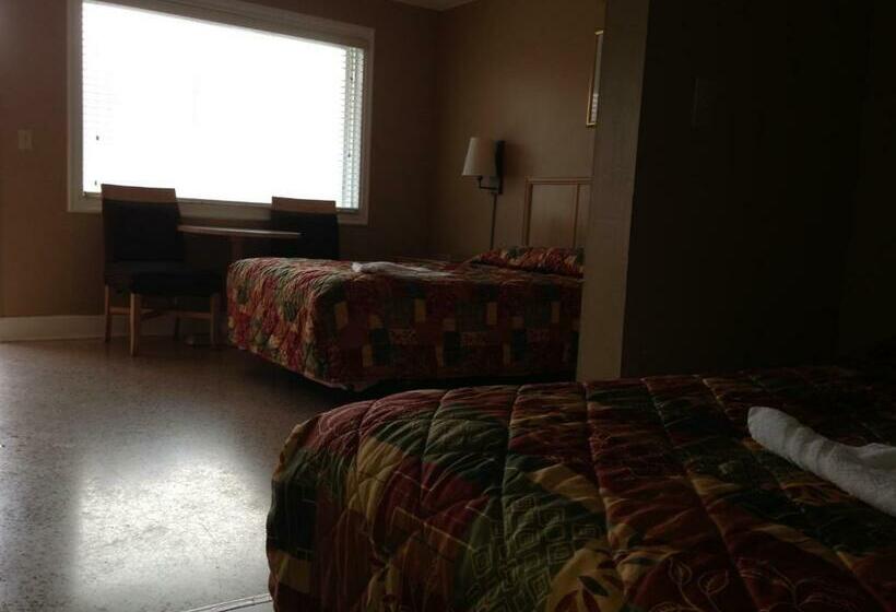 带2个双人床的标准工作室, Palacio Inn Motel