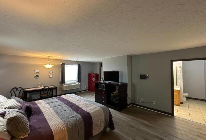 Люкс Кровать Кинг, Fairway Inn Florence Indiana