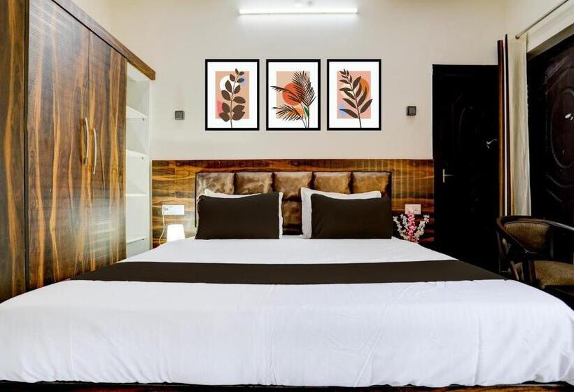 스탠다드 룸, Oyo Hotel Rudraksh
