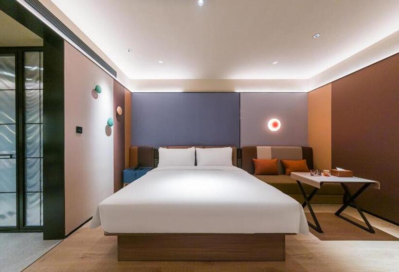 Номер Стандарт, Orange Hotel   Jiaozhou Jiaodong International Airport Jiaodong Subway Station