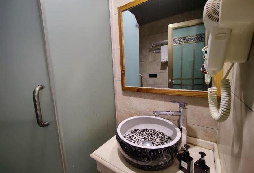 اتاق اکونومی, Zhangjiajie Jijiehao Inn