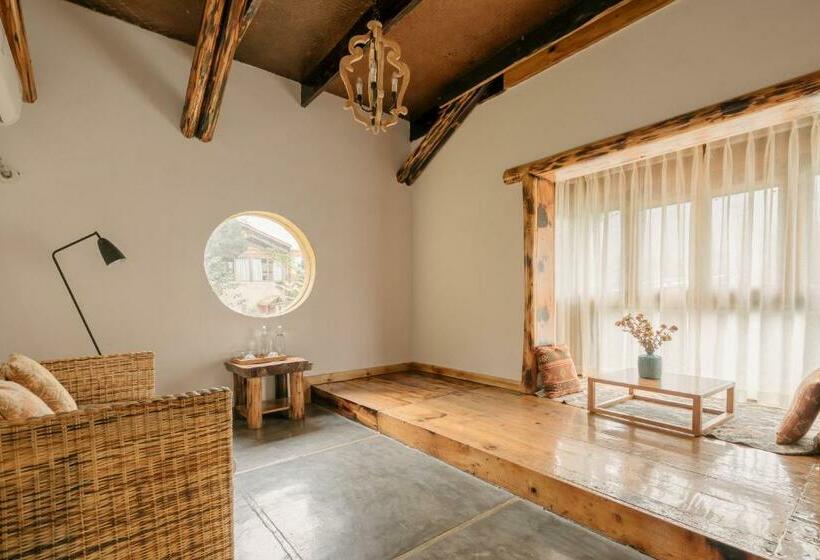 带观景的豪华间, No.5 Valley Lodge