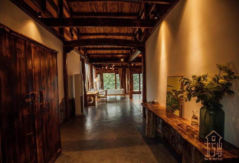 带观景的豪华间, No.5 Valley Lodge