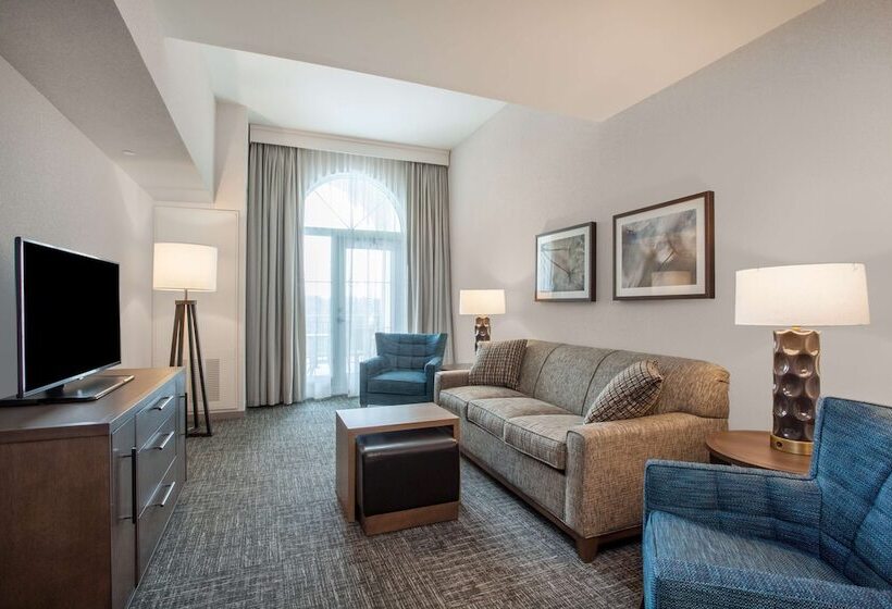 Люкс с Балконом, Homewood Suites By Hilton Saratoga Springs