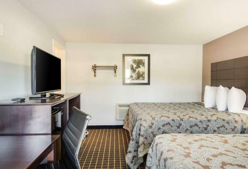 Номер Стандарт, Rodeway Inn Middleboroplymouth