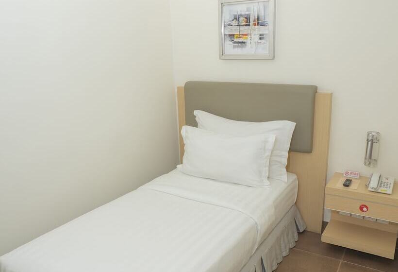 اتاق استاندارد, D Primahotel Airport Jakarta Terminal 1a