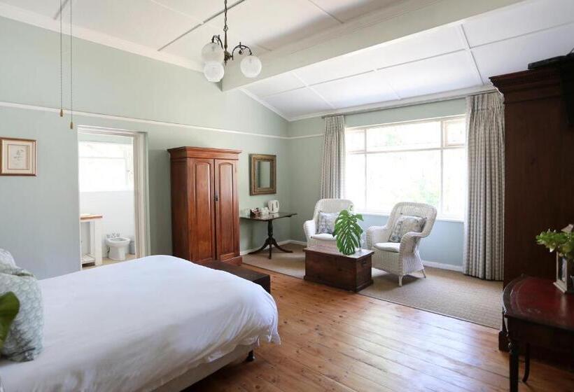 스탠다드 룸 킹사이즈 침대, Newington Place