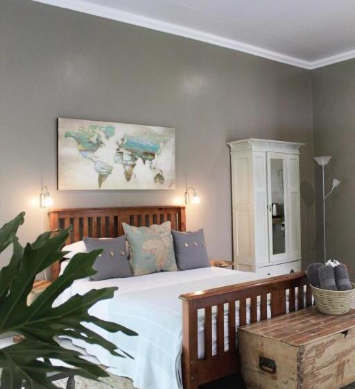 Семейный Номер Вид на Сад, Igwalagwala Guest House