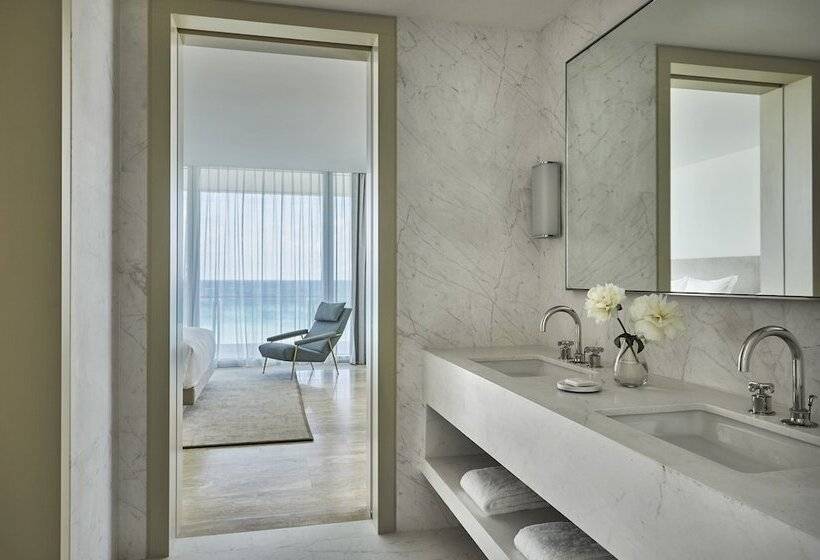 2 Bedrooms Suite Sea View, Four Seasons Hotel At The Surf Club