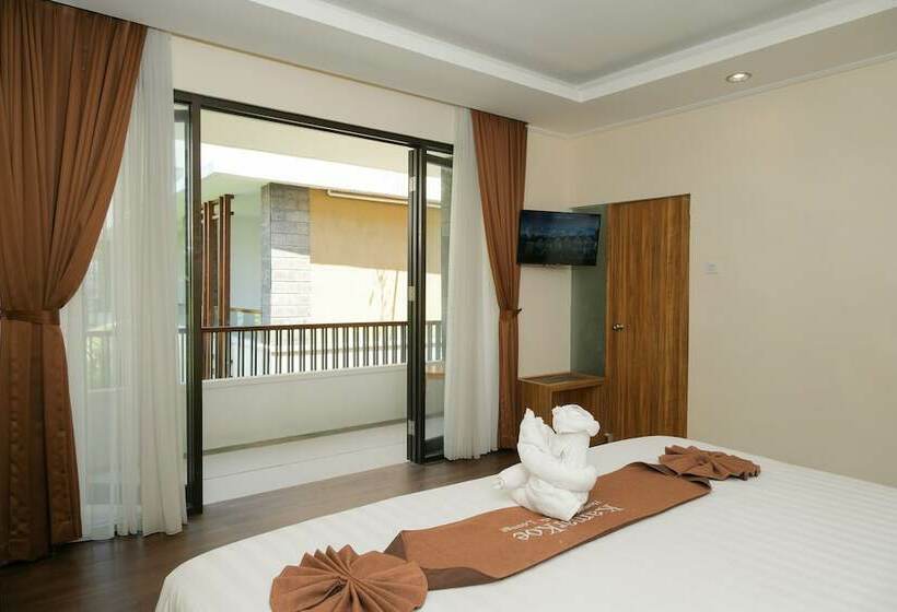 Quarto Deluxe, Kamarkoe Hotel Seminyak
