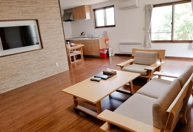 خانه 1 خوابه, Kashiwa House Furano