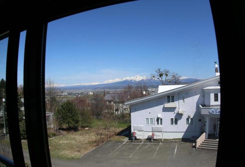 آپارتمان 1 خوابه, Kashiwa House Furano