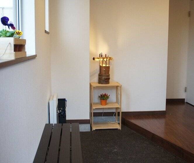 خانه 1 خوابه, Kashiwa House Furano