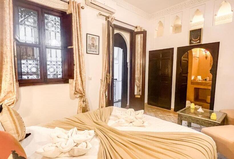 اتاق لوکس, Riad Des Lys