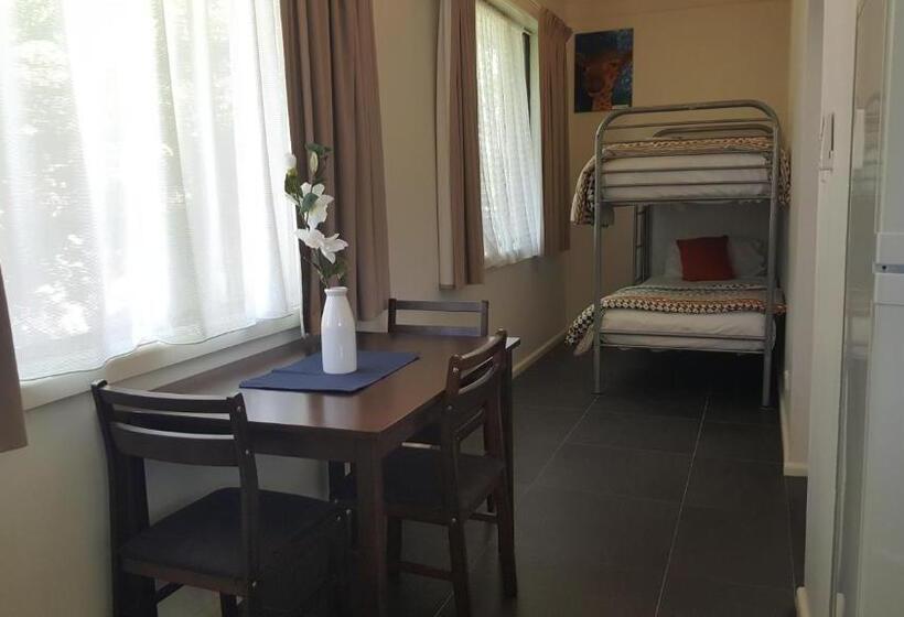 Семейное Студио, Tuncurry Motor Lodge