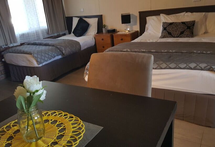 Семейный Номер, Tuncurry Motor Lodge
