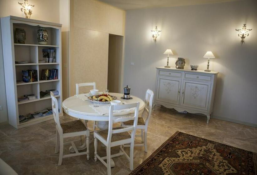 آپارتمان 2 خوابه, Casa Camilla City