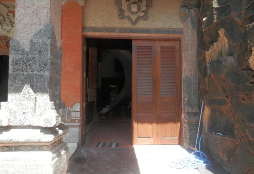 ルームシェアのワンベッド, Ratih Bali Hostel