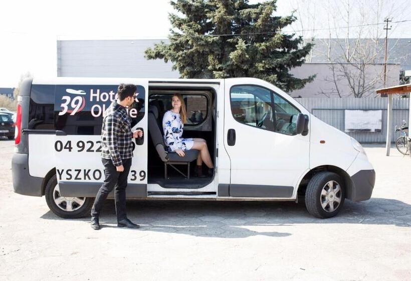 标准间, Ik Okęcie 39   Nocleg I Parking Blisko Lotnisko Okęcie