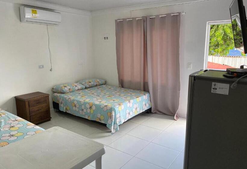家庭间, Apartamentos Turístico Faviles