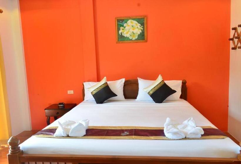 Номер Superior, Phongpipat Lanta Mansion