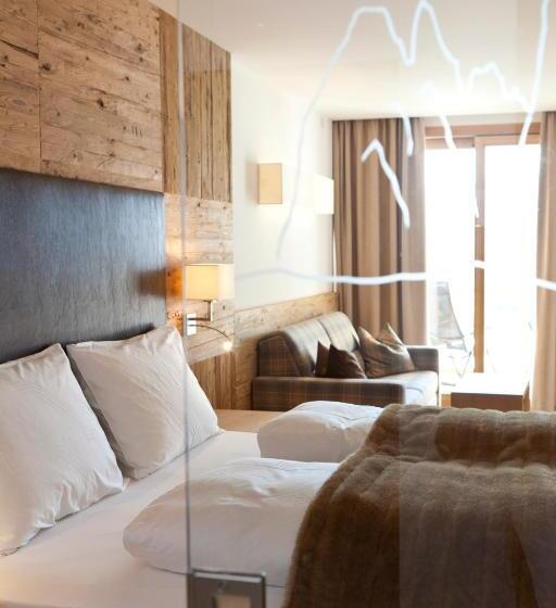 Люкс с Балконом, Dolmites Nature Hotel Vigilerhof