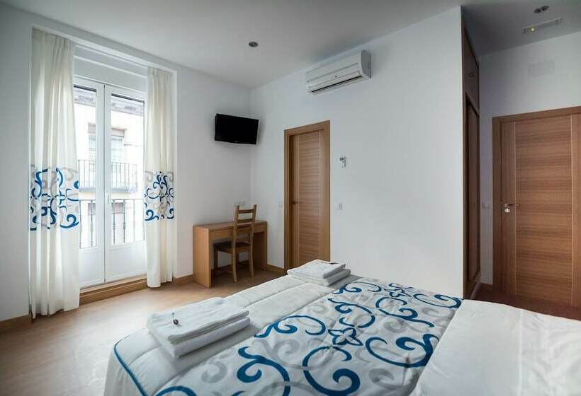 اتاق استاندارد, Hostal Carracedo