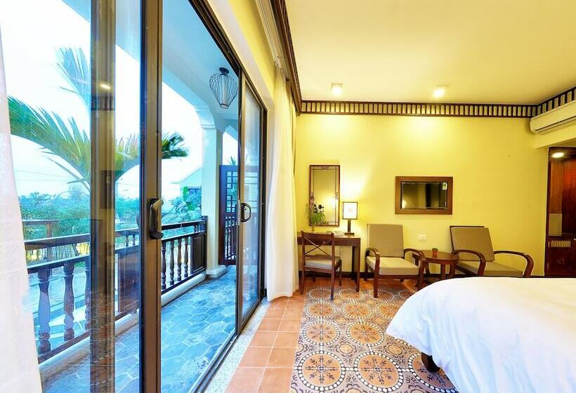 اتاق لوکس با چشم‌انداز استخر, Hoi An Field Boutique Resort & Spa