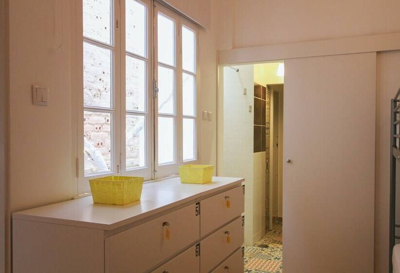 Quarto Familiar, Ptm Downtown Hostel&suites