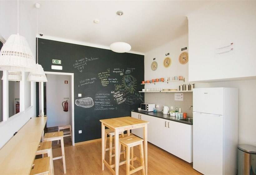 Quarto Familiar, Ptm Downtown Hostel&suites