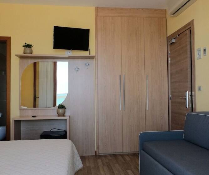 Triple Room Sea View, Orizzonte